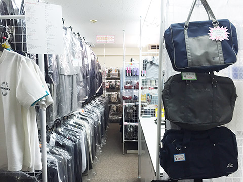 制服買取専門 ウイング店舗画像2